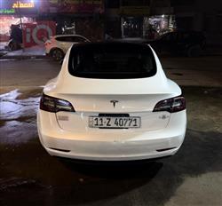 تێسلا مۆدێل 3